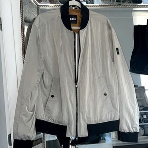 Men’s Hugo Boss water-proof wind breaker light jacket grey zip-up full large